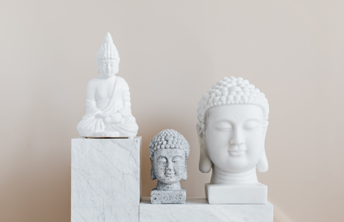 Buddha Figuren aus Stein